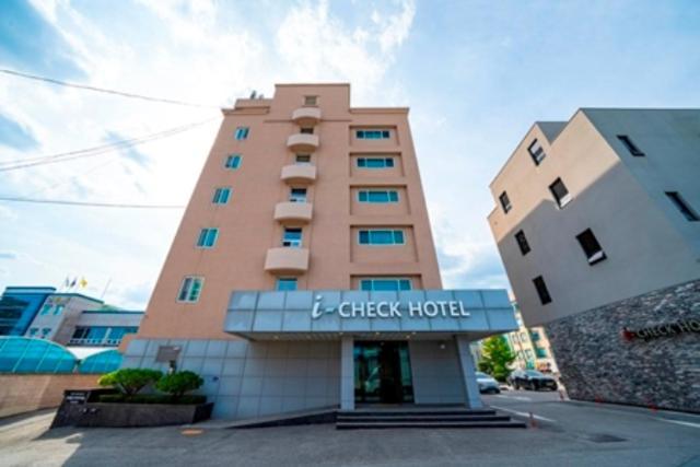 i-CHECK 贤振酒店 东海市 外观 照片